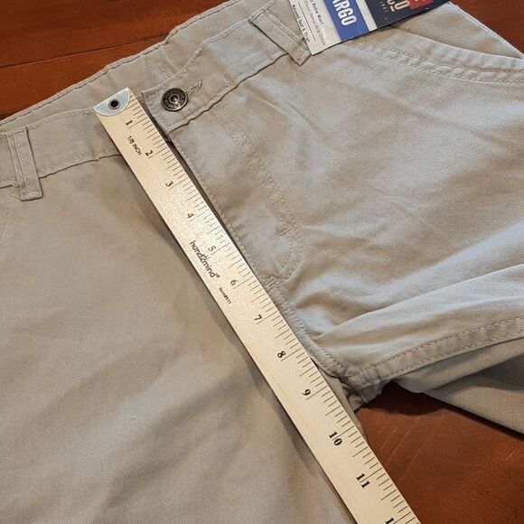 Wrangler Cargo Shorts - Picture 10 of 10